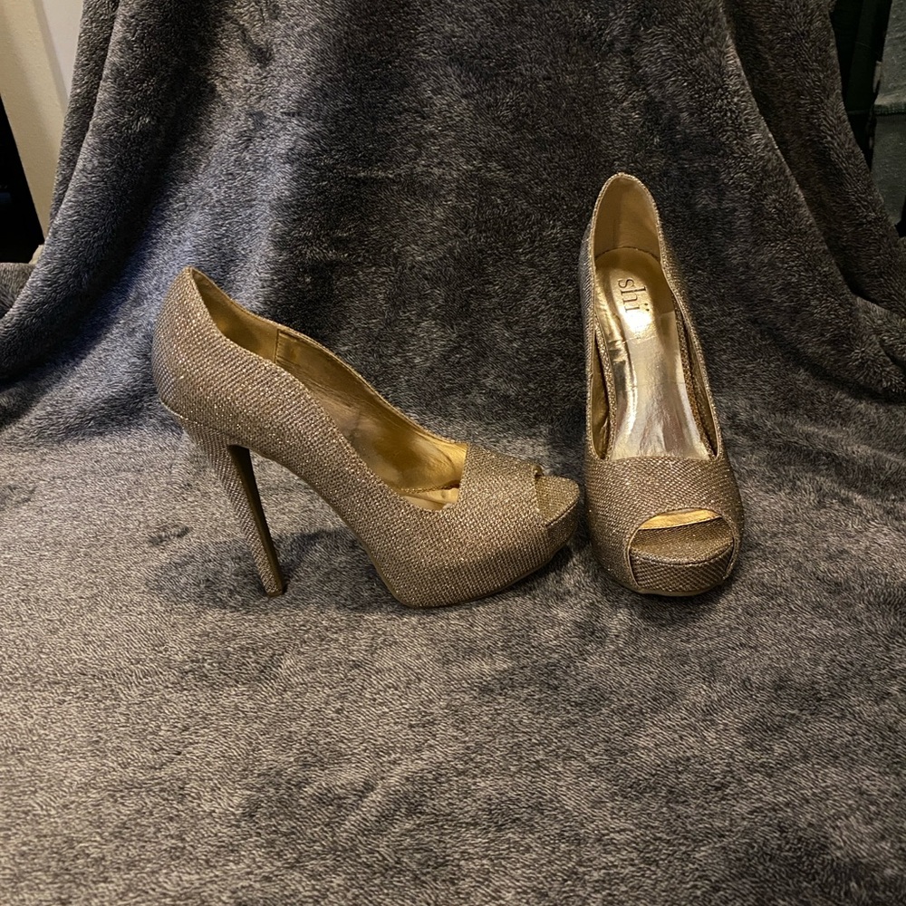 Sparkling Gold Heels
